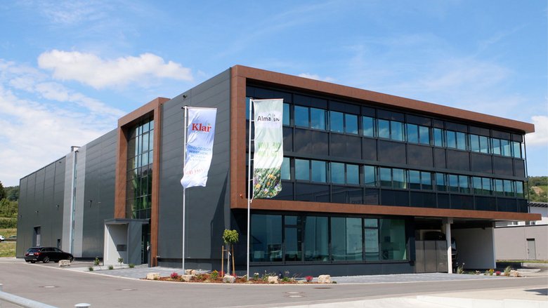 AlmaWin's new modern Office- and production building
