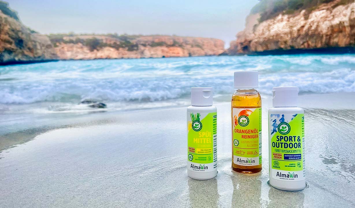 3 Almawin 100ml-product on beach side